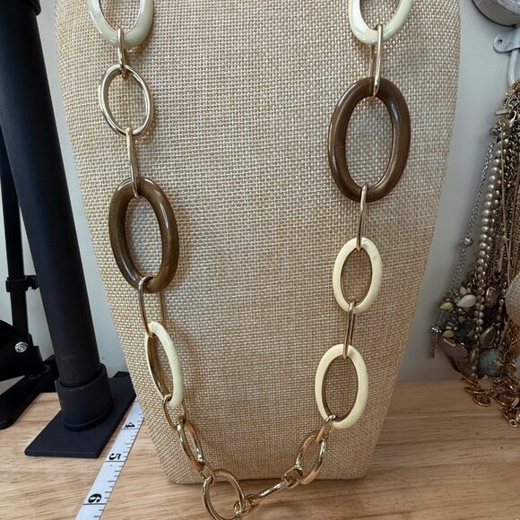 Banana Republic Long Gold-Tone Chain Link Necklace With Cream & Brown Accents - Picture 2 of 16